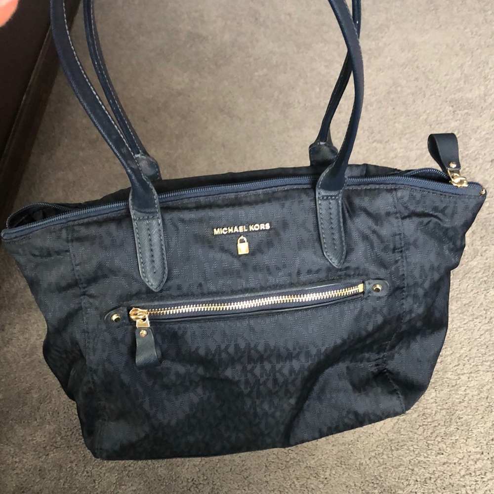 Navy Blue Michael Kors Pocketbook Gem